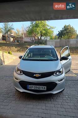 Хэтчбек Chevrolet Bolt EV 2019 в 