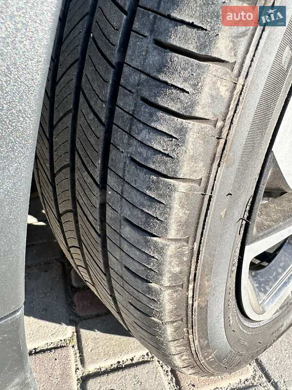 Хетчбек Chevrolet Bolt EV 2022 в Полтаві