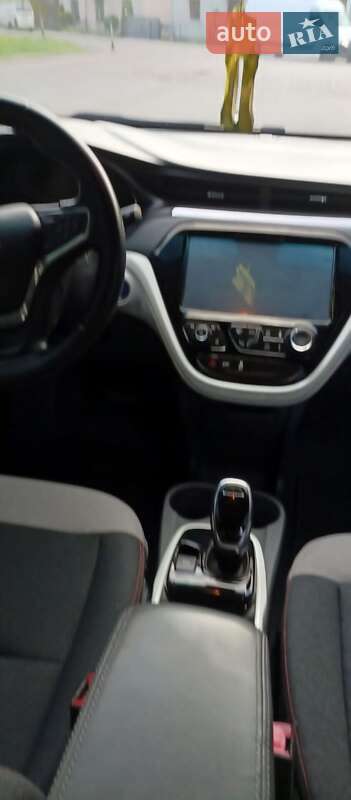 Хетчбек Chevrolet Bolt EV 2016 в Львові