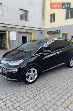 Хэтчбек Chevrolet Bolt EV 2017 в 