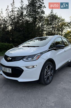 Хэтчбек Chevrolet Bolt EV 2020 в 