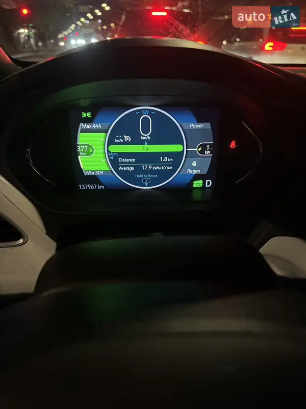 Хетчбек Chevrolet Bolt EV 2016 в 