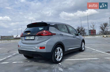 Хэтчбек Chevrolet Bolt EV 2020 в 