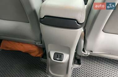 Хэтчбек Chevrolet Bolt EV 2018 в 
