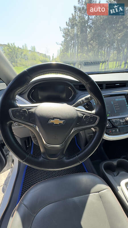 Хэтчбек Chevrolet Bolt EV 2019 в Днепре
