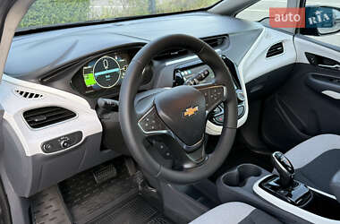 Хэтчбек Chevrolet Bolt EV 2019 в 