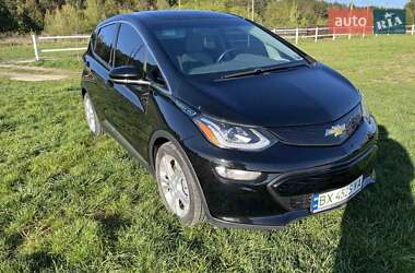 Хэтчбек Chevrolet Bolt EV 2020 в 