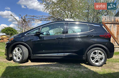 Хэтчбек Chevrolet Bolt EV 2017 в 