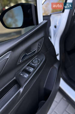 Хэтчбек Chevrolet Bolt EV 2023 в 