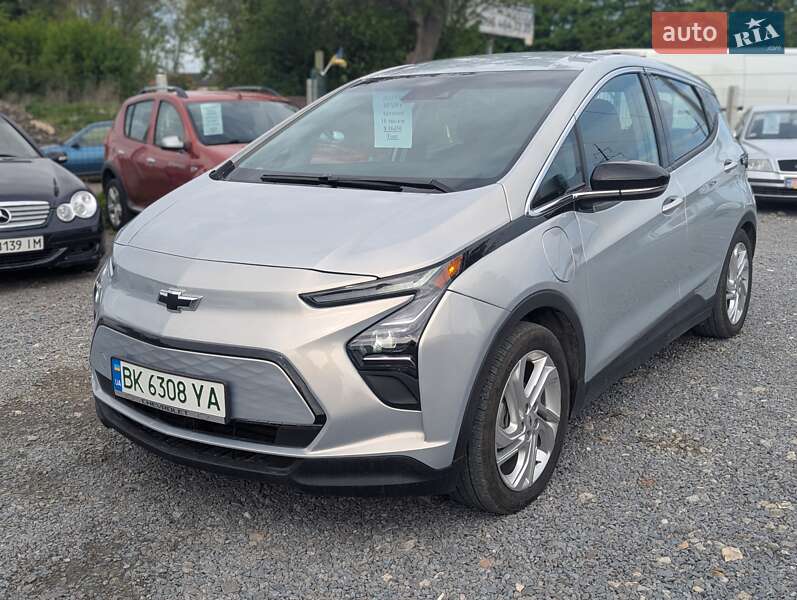 Хетчбек Chevrolet Bolt EV 2023 в 