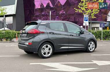 Хэтчбек Chevrolet Bolt EV 2017 в 