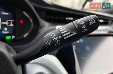 Хэтчбек Chevrolet Bolt EV 2017 в 