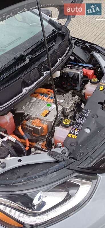 Хэтчбек Chevrolet Bolt EV 2020 в Дрогобыче