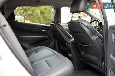 Хэтчбек Chevrolet Bolt EV 2021 в 