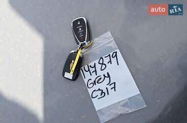 Хэтчбек Chevrolet Bolt EV 2020 в 
