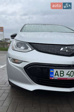 Хетчбек Chevrolet Bolt EV 2017 в 