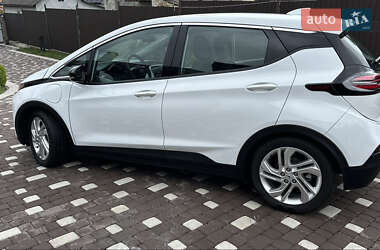 Хэтчбек Chevrolet Bolt EV 2023 в 