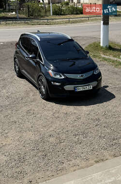 Хэтчбек Chevrolet Bolt EV 2018 в 