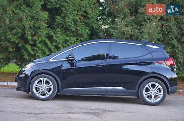 Хетчбек Chevrolet Bolt EV 2021 в 