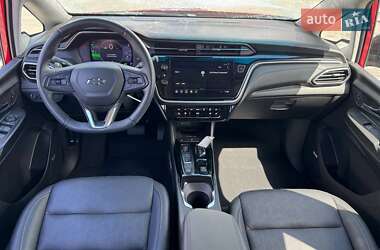 Хэтчбек Chevrolet Bolt EV 2023 в 