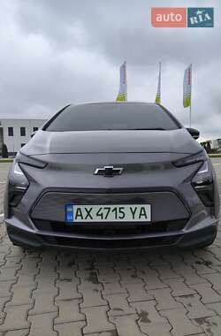 Хэтчбек Chevrolet Bolt EV 2022 в 