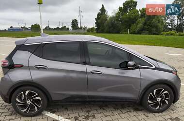 Хэтчбек Chevrolet Bolt EV 2022 в 
