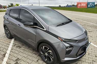 Хэтчбек Chevrolet Bolt EV 2022 в 