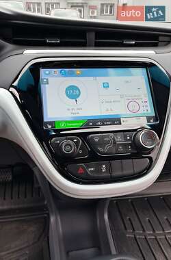 Хетчбек Chevrolet Bolt EV 2021 в 