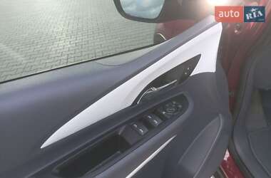 Хэтчбек Chevrolet Bolt EV 2020 в 