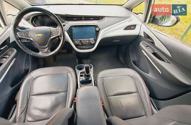 Хетчбек Chevrolet Bolt EV 2018 в 
