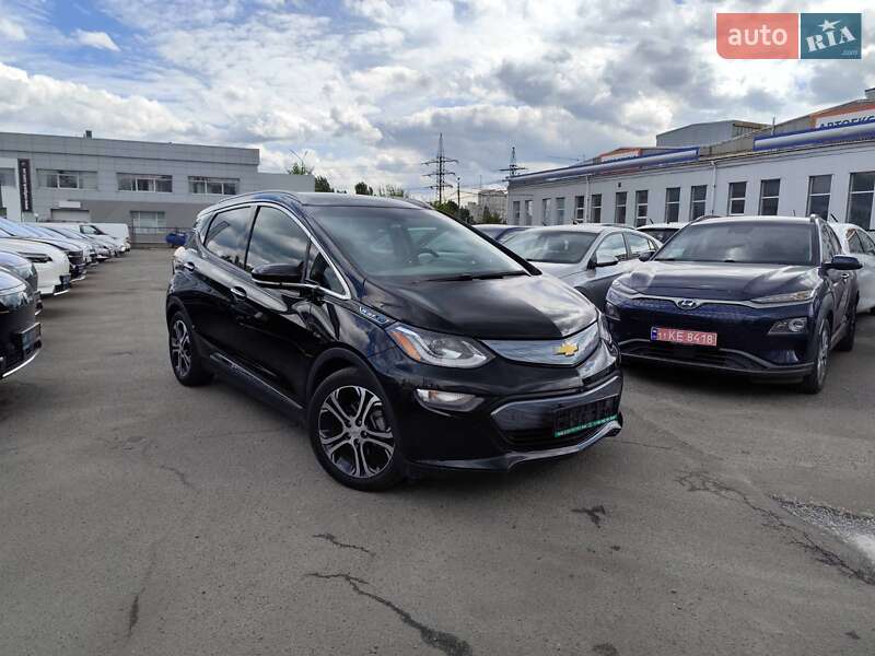 Хэтчбек Chevrolet Bolt EV 2017 в Киеве