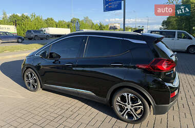Хэтчбек Chevrolet Bolt EV 2019 в 