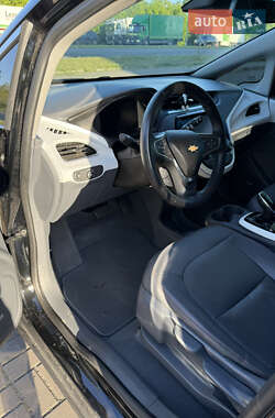 Хэтчбек Chevrolet Bolt EV 2019 в 