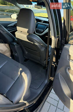Хэтчбек Chevrolet Bolt EV 2019 в 