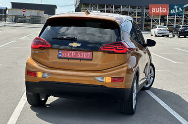 Хэтчбек Chevrolet Bolt EV 2017 в 