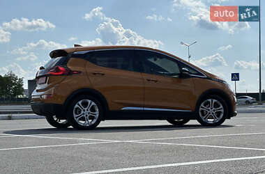 Хэтчбек Chevrolet Bolt EV 2017 в 