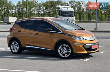 Хэтчбек Chevrolet Bolt EV 2017 в 