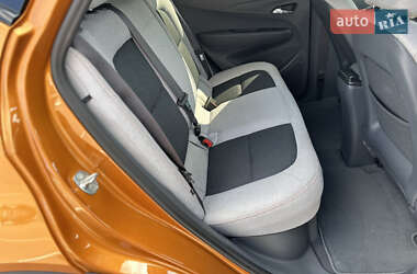 Хэтчбек Chevrolet Bolt EV 2017 в 