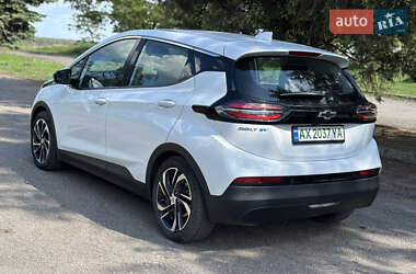 Хэтчбек Chevrolet Bolt EV 2021 в 
