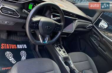Хетчбек Chevrolet Bolt EV 2023 в 