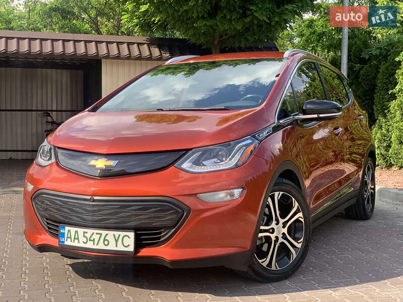 Хетчбек Chevrolet Bolt EV 2020 в 