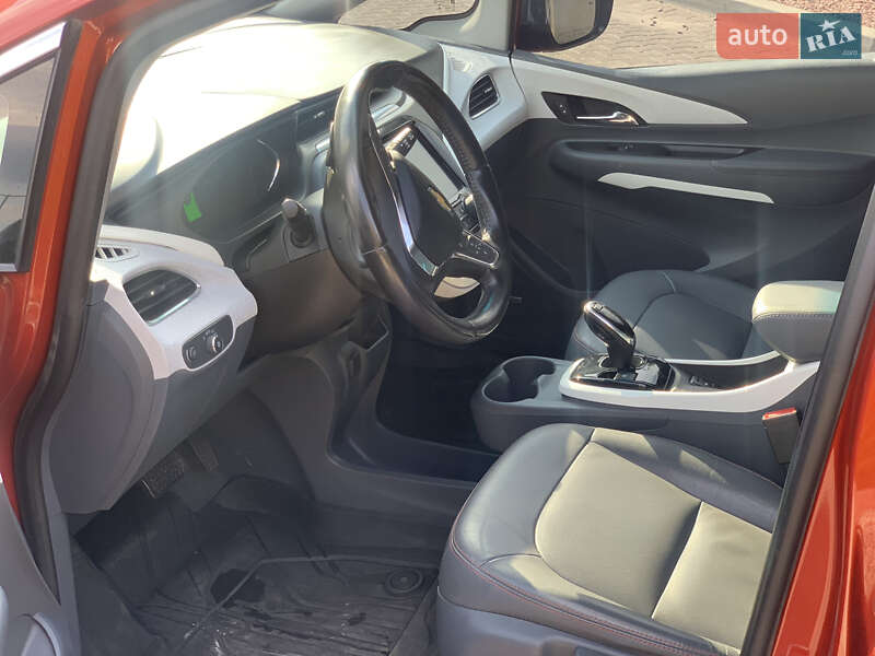 Хетчбек Chevrolet Bolt EV 2020 в Києві фото 6 Хетчбек Chevrolet Bolt EV 2020 в Києві