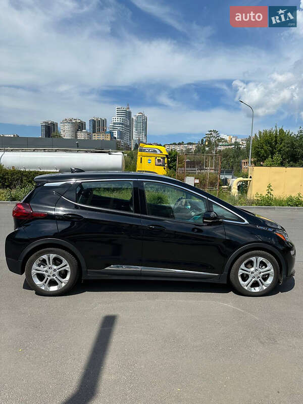 Хетчбек Chevrolet Bolt EV 2020 в Дніпрі
