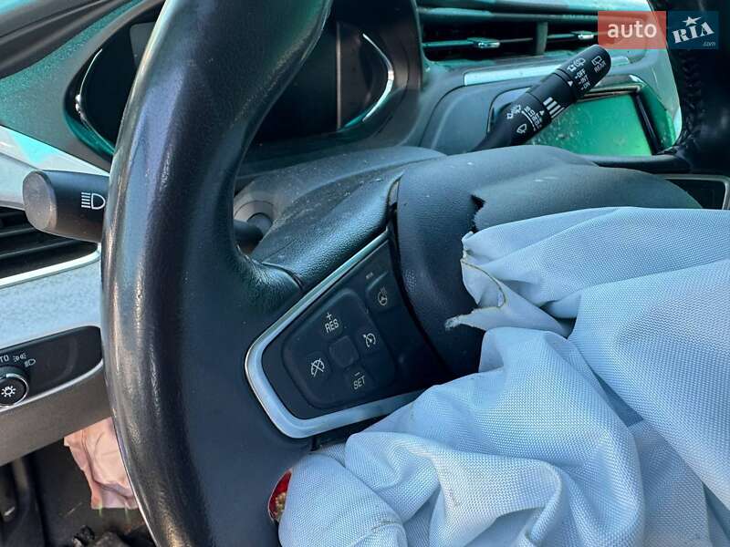 Хетчбек Chevrolet Bolt EV 2018 в Львові