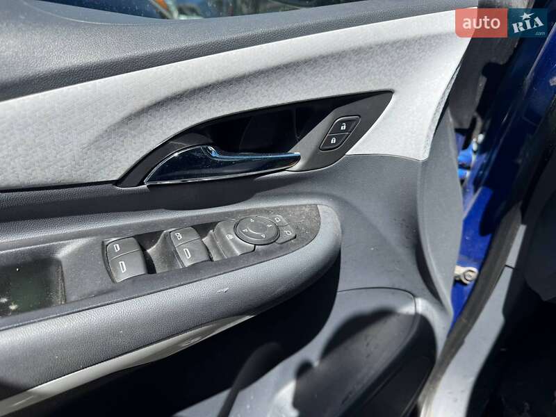 Хетчбек Chevrolet Bolt EV 2018 в Львові