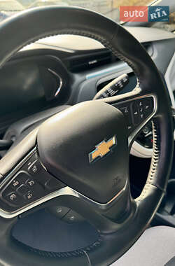 Хетчбек Chevrolet Bolt EV 2017 в 