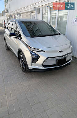 Хэтчбек Chevrolet Bolt EV 2022 в 
