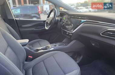 Хэтчбек Chevrolet Bolt EV 2023 в 