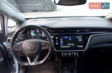 Хэтчбек Chevrolet Bolt EV 2023 в 