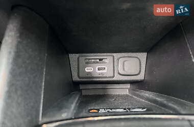Хэтчбек Chevrolet Bolt EV 2023 в 